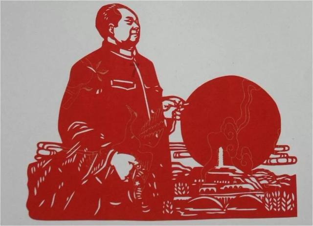 豆腐裤与马丁靴，该怎么搭配？游戏画面